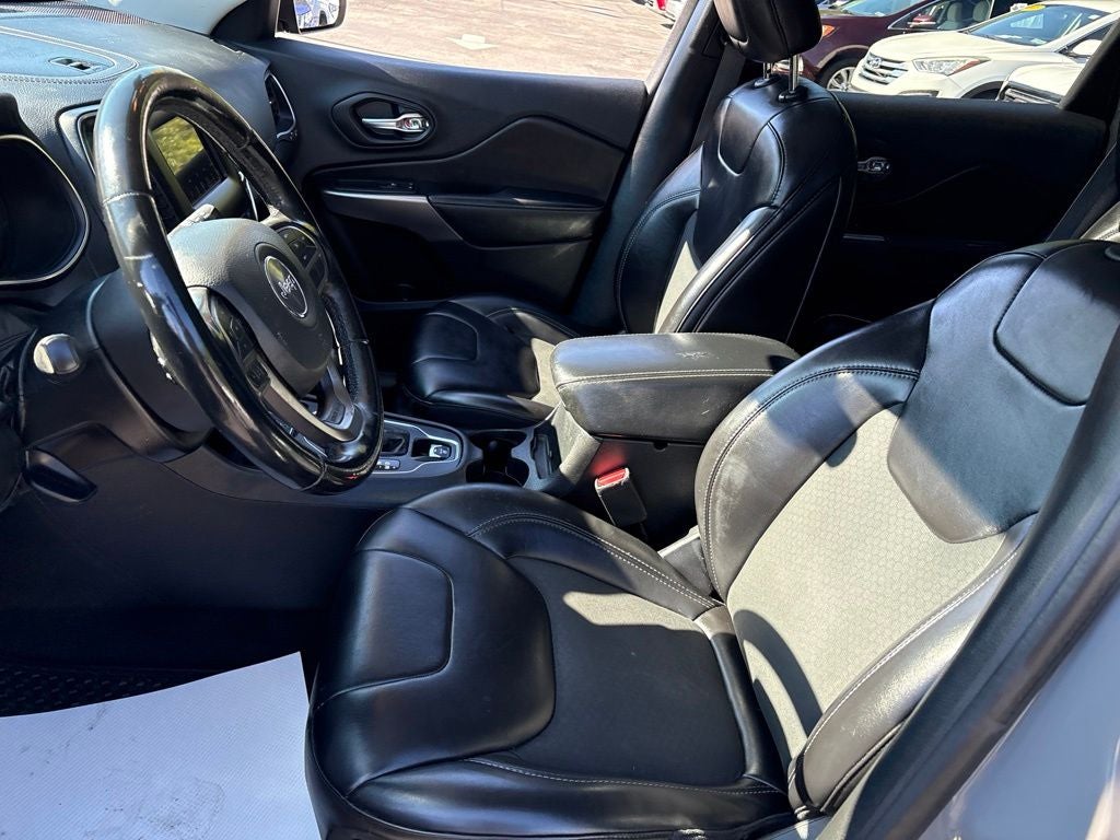 2019 Jeep Cherokee Latitude Plus