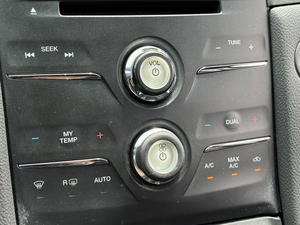 2016 Ford Taurus SEL