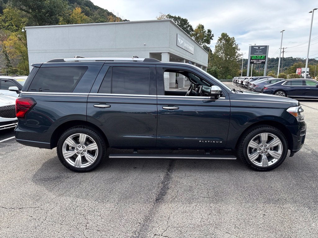 2024 Ford Expedition Platinum