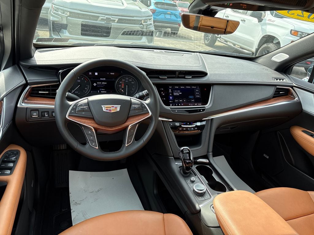 2025 Cadillac XT5 Premium Luxury