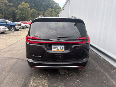 2025 Chrysler Pacifica Pinnacle