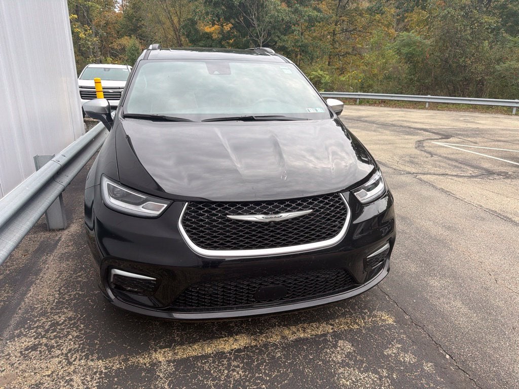 2025 Chrysler Pacifica Pinnacle