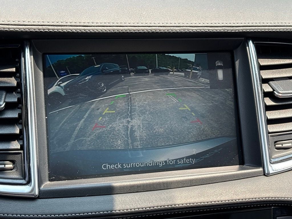 2023 INFINITI QX50 LUXE