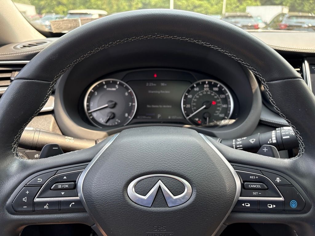 2023 INFINITI QX50 LUXE