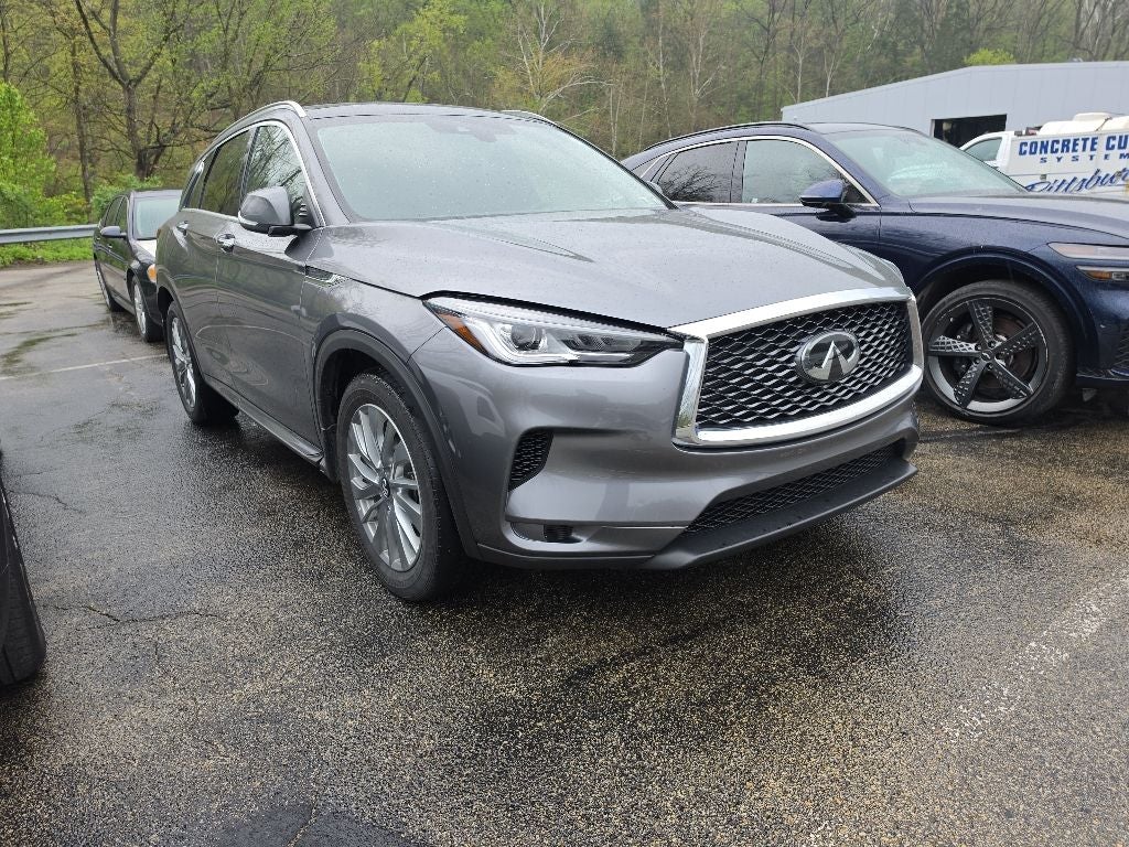 2023 INFINITI QX50 LUXE