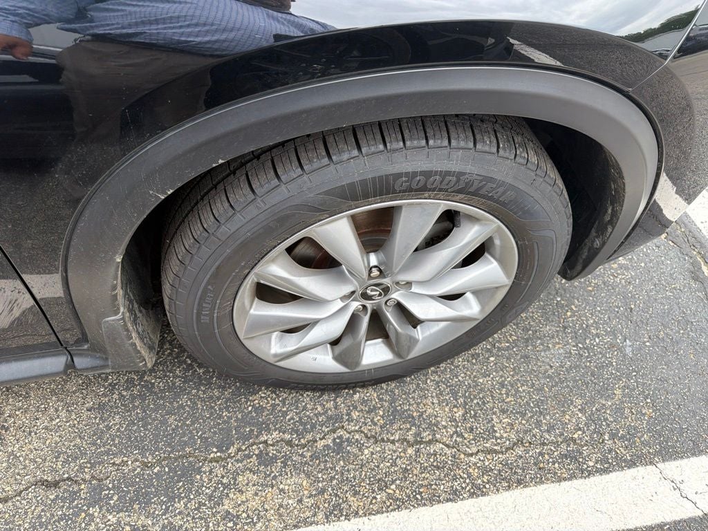 2019 INFINITI QX50 ESSENTIAL