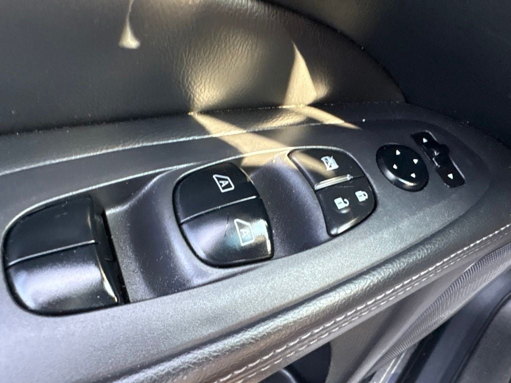 2015 Nissan Pathfinder Platinum