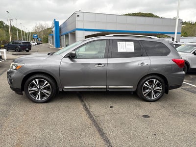 2017 Nissan Pathfinder Platinum