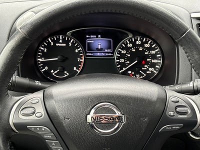 2017 Nissan Pathfinder Platinum