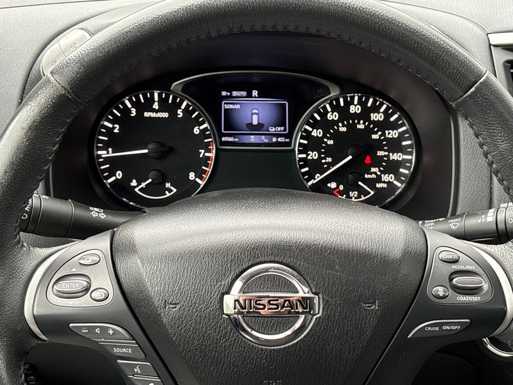 2017 Nissan Pathfinder Platinum