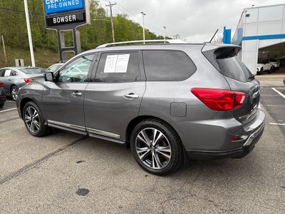 2017 Nissan Pathfinder Platinum