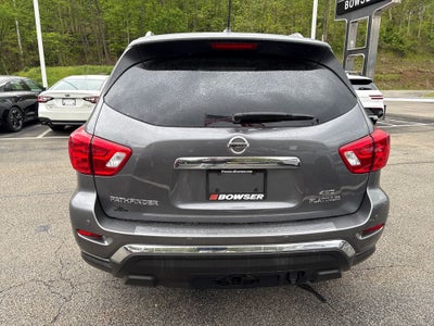 2017 Nissan Pathfinder Platinum