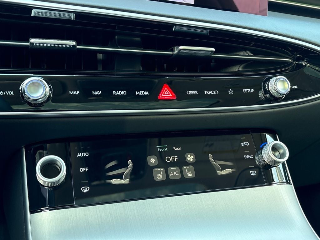 2026 Genesis GV70 2.5T Select