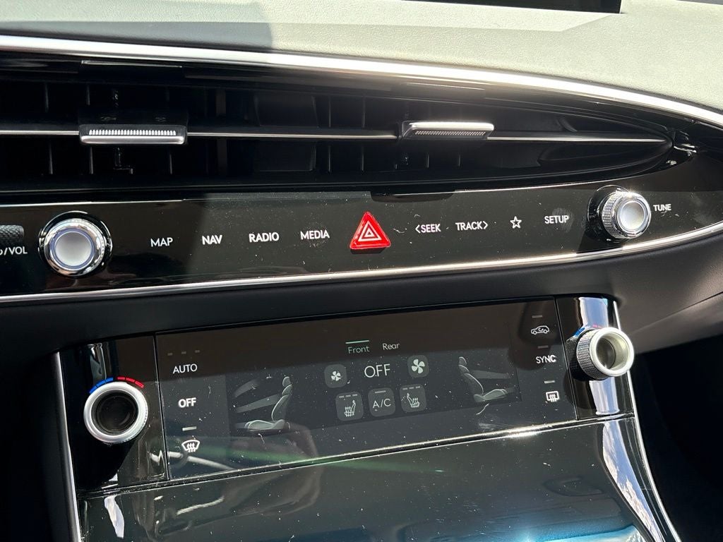 2026 Genesis GV70 2.5T