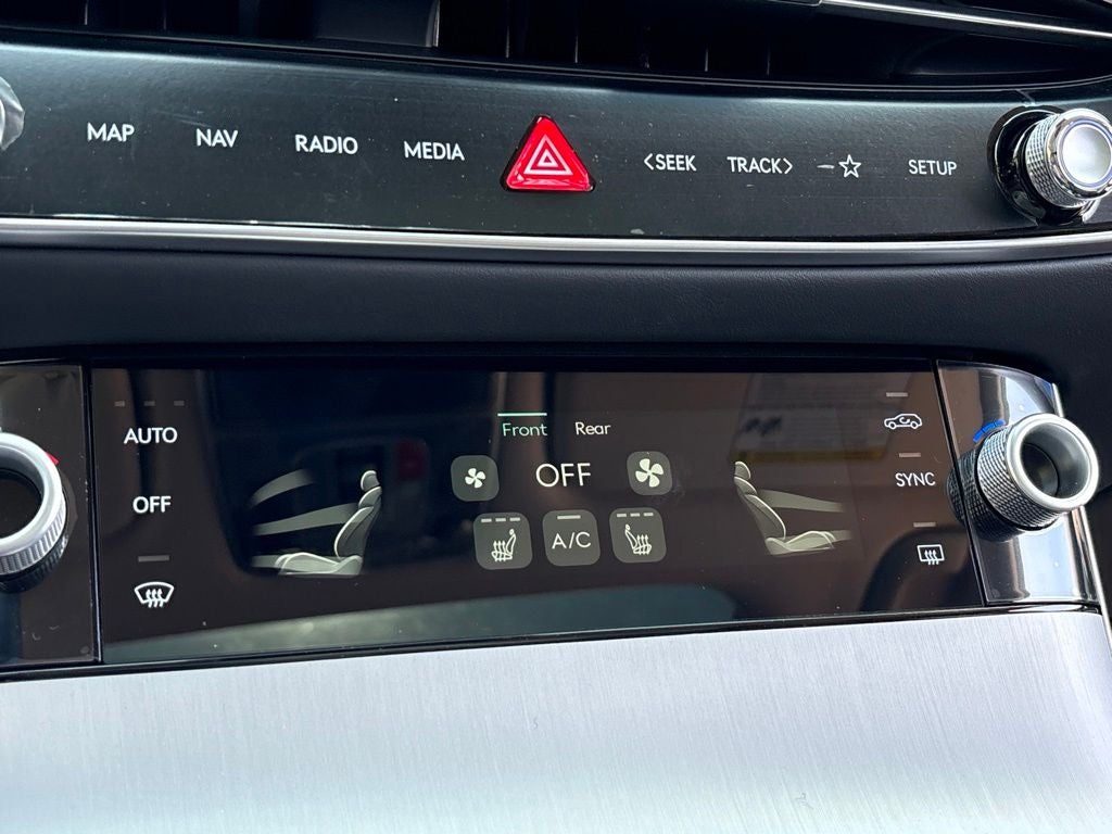 2026 Genesis GV70 2.5T Select