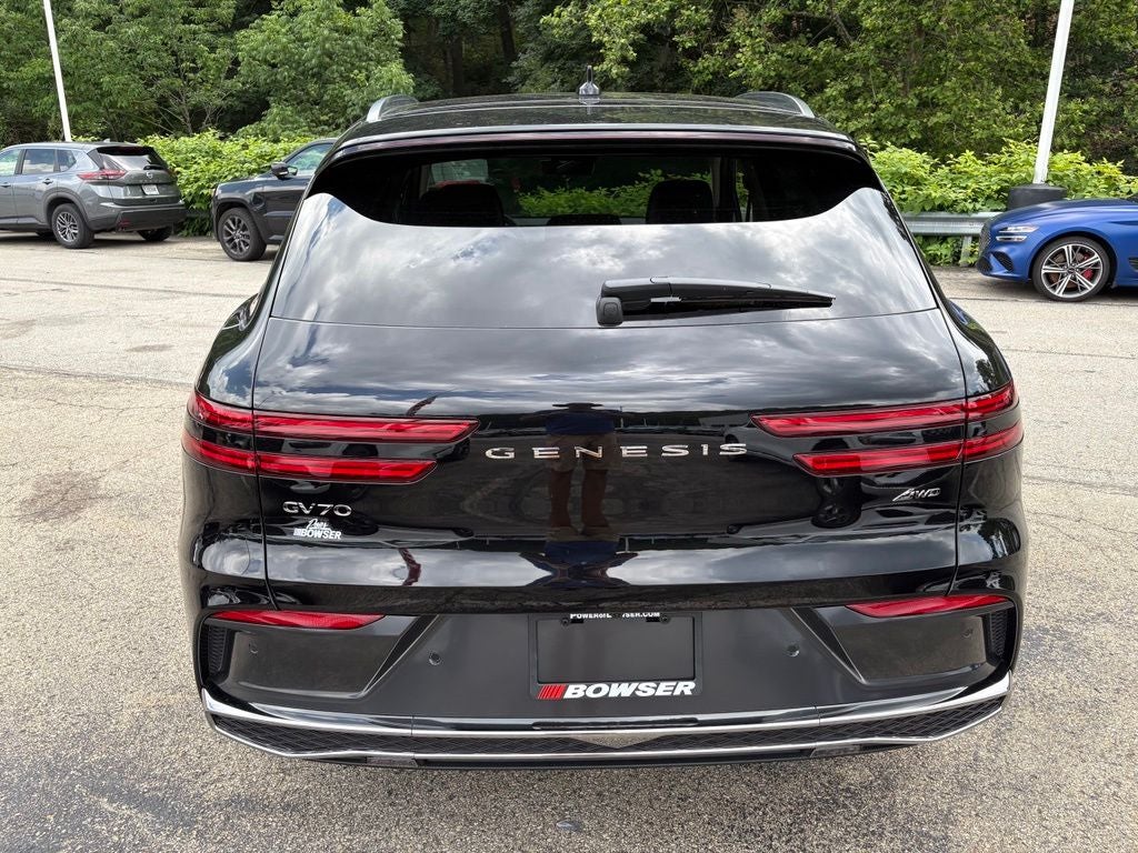 2026 Genesis GV70 2.5T