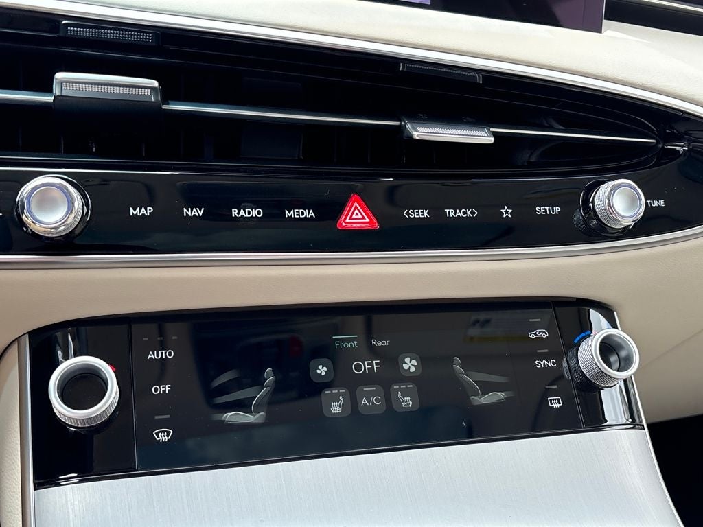 2026 Genesis GV70 2.5T Select