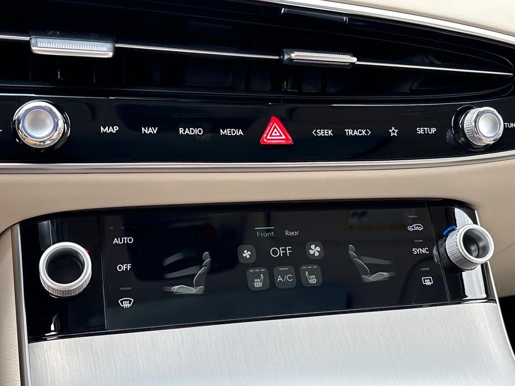 2026 Genesis GV70 2.5T Select