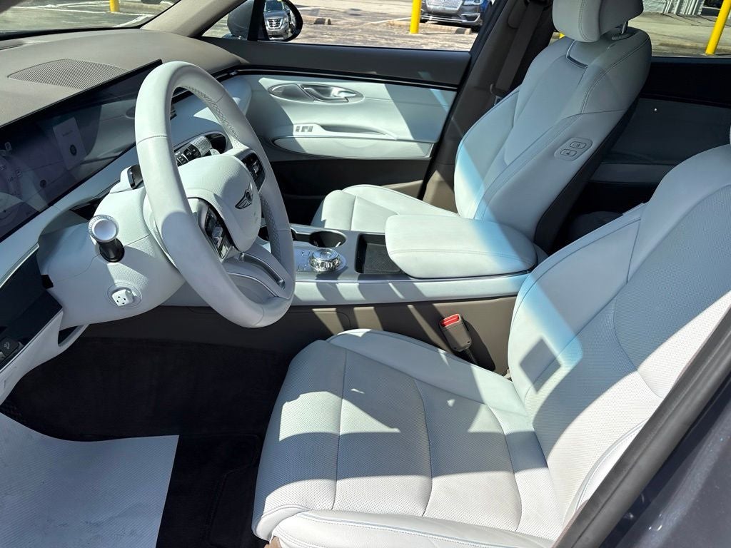 2026 Genesis GV70 2.5T Advanced