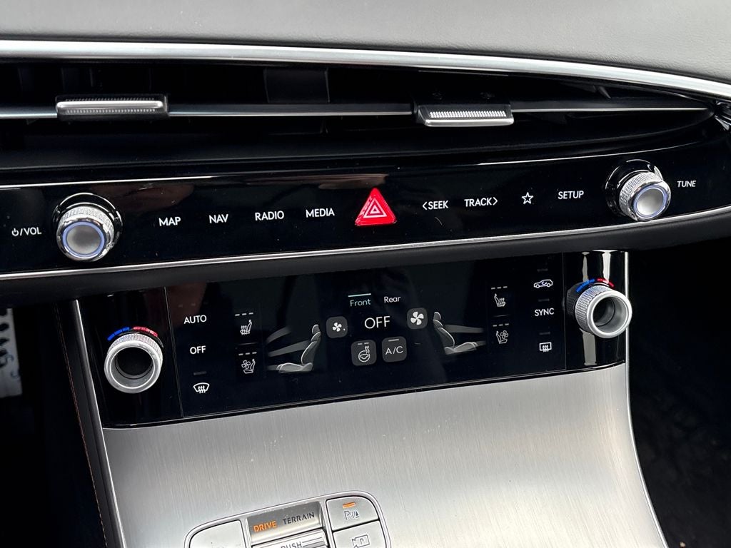 2026 Genesis GV70 3.5T Sport Advanced