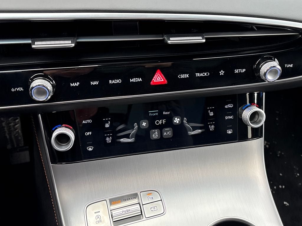 2026 Genesis GV70 3.5T Sport Advanced