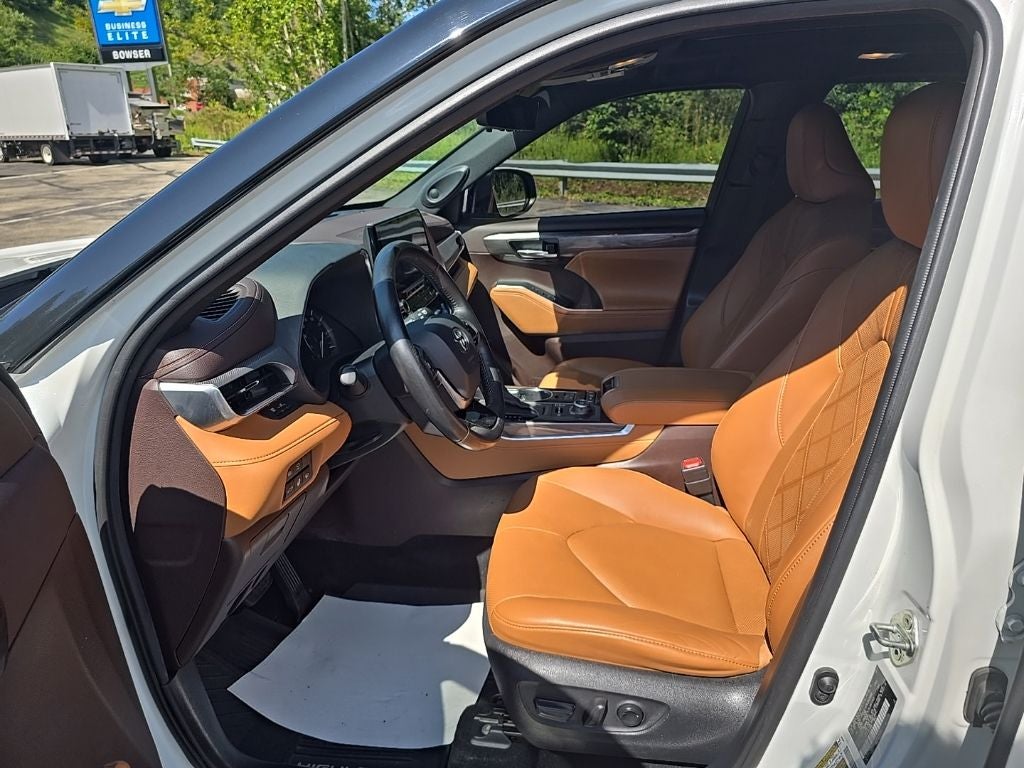 2020 Toyota Highlander Platinum