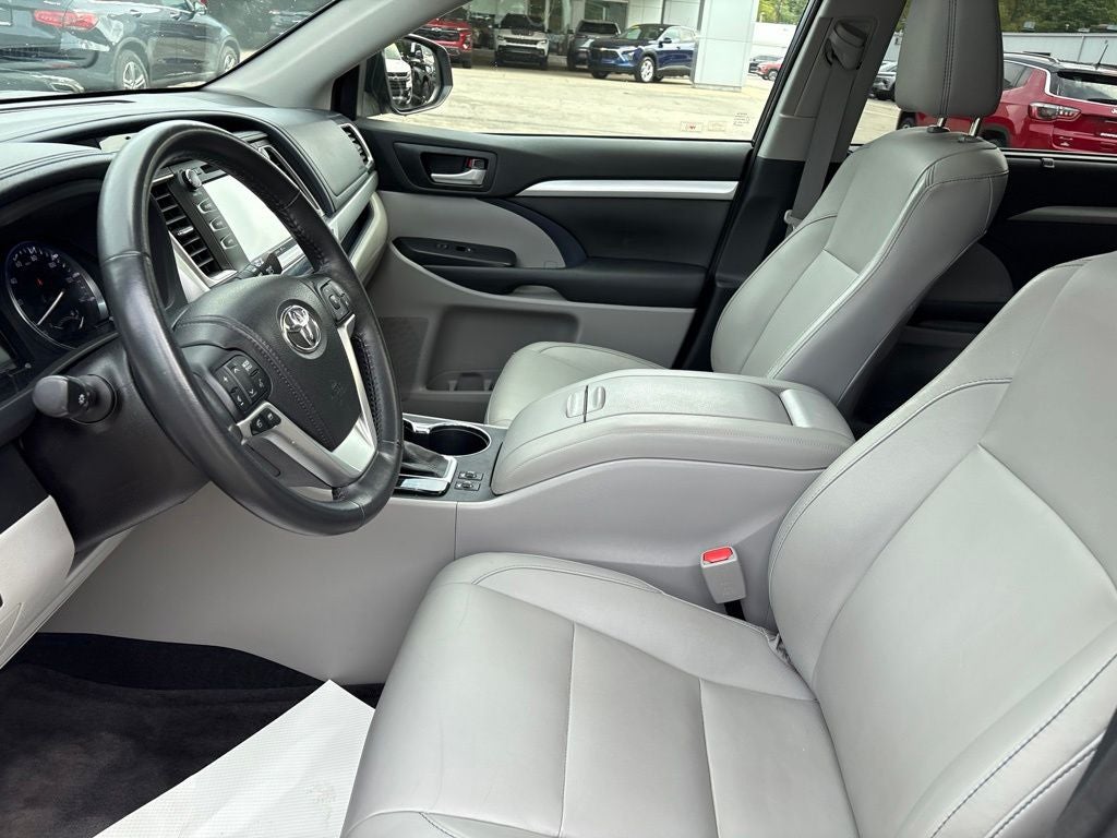 2015 Toyota Highlander XLE V6
