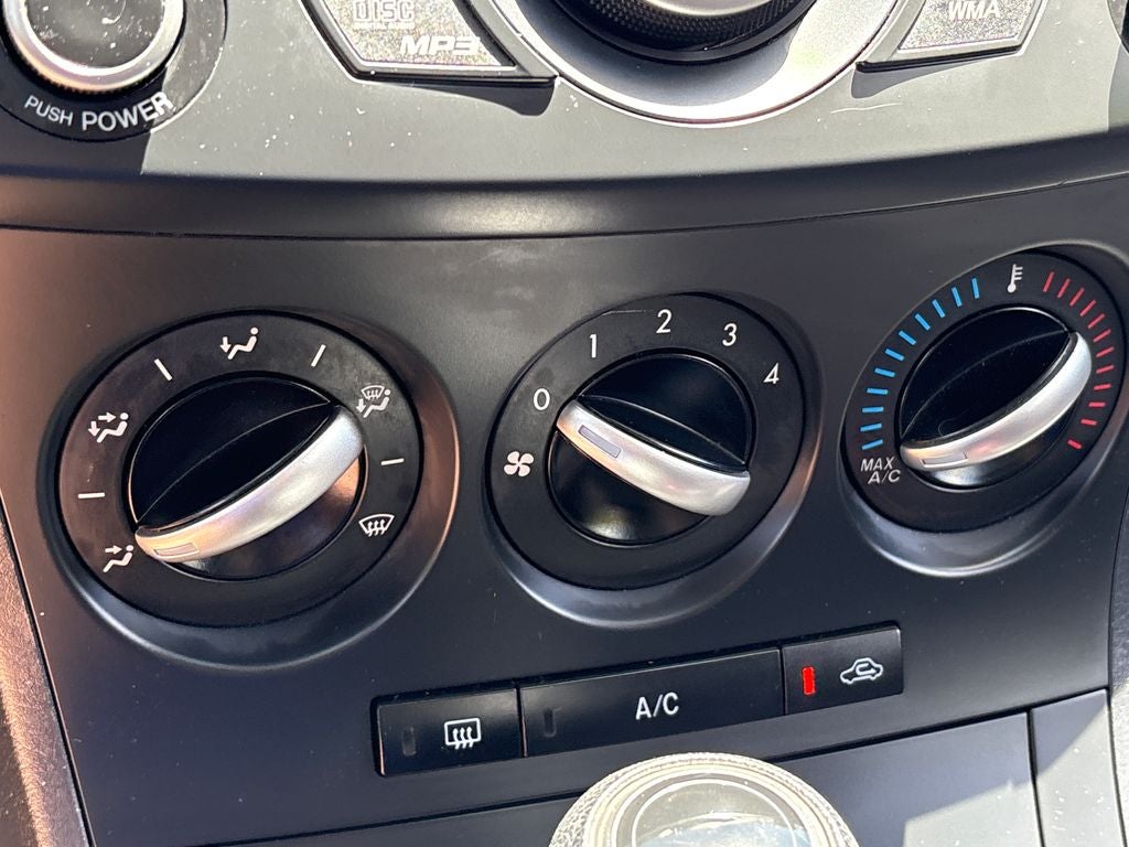 2013 Mazda Mazda3 i Sport