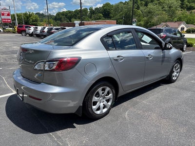 2013 Mazda Mazda3 i Sport