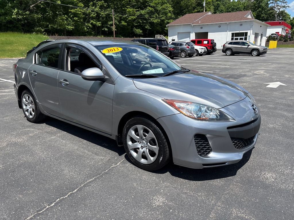 2013 Mazda Mazda3 i Sport