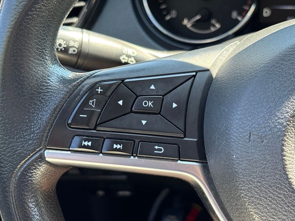 2017 Nissan Rogue S
