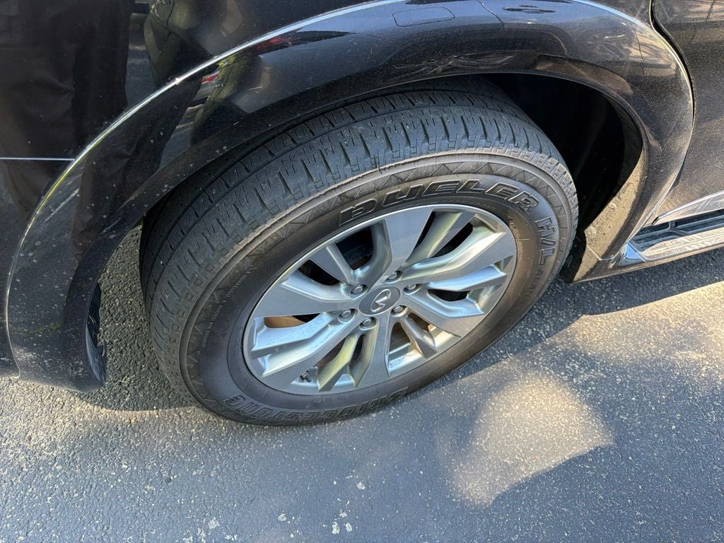 2016 INFINITI QX80 Base