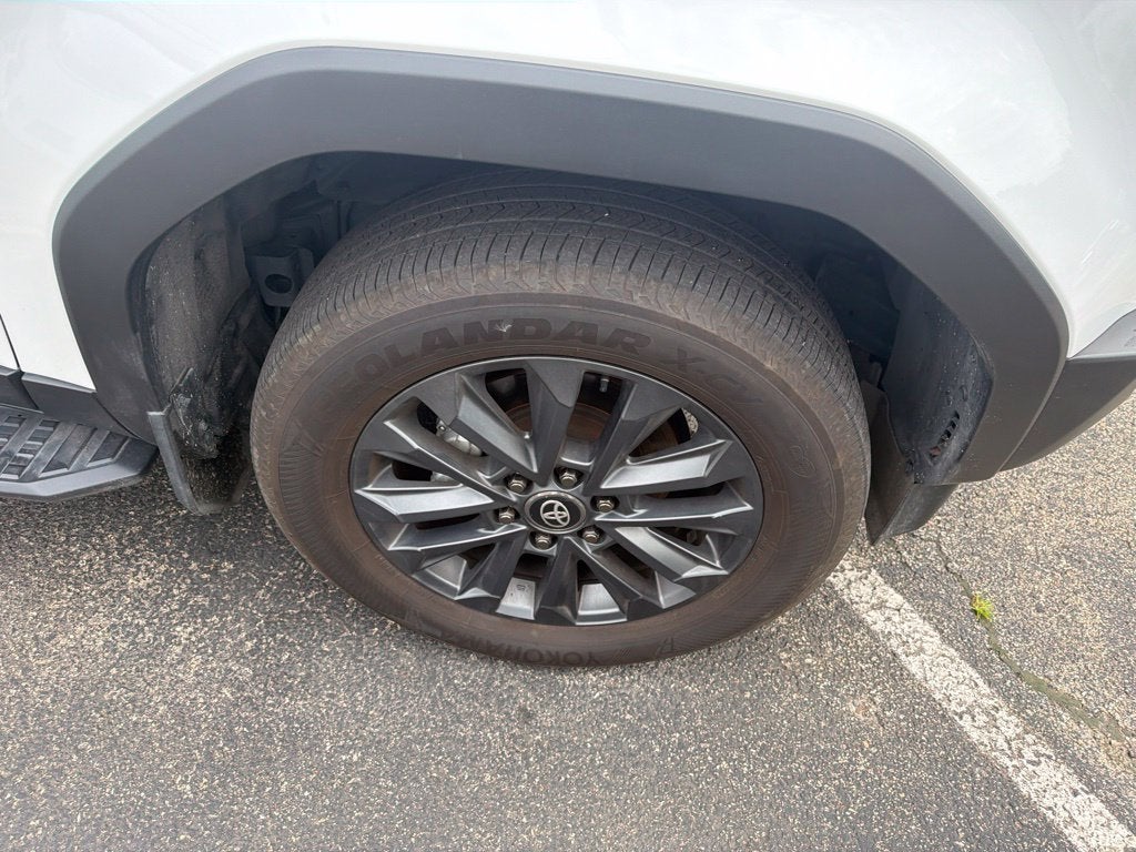 2025 Toyota Land Cruiser Base