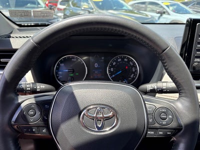 2022 Toyota RAV4 Hybrid XLE Premium