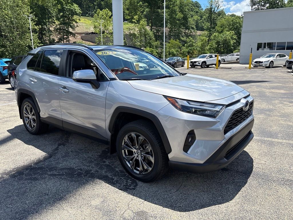2022 Toyota RAV4 Hybrid XLE Premium