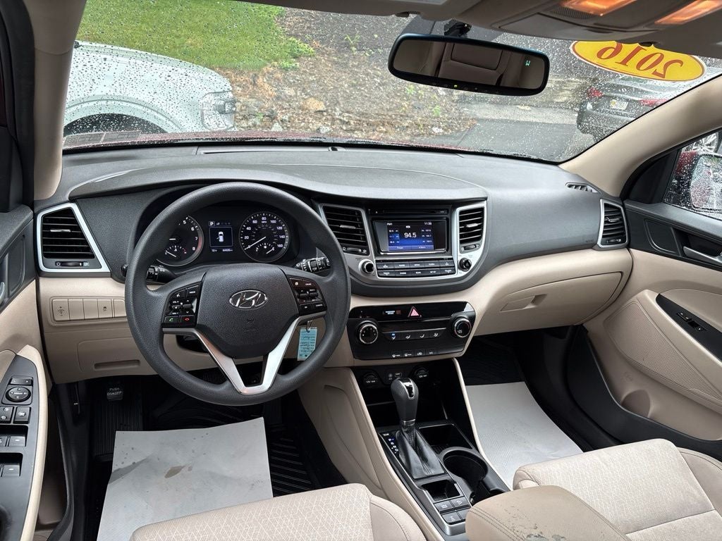 2016 Hyundai Tucson SE