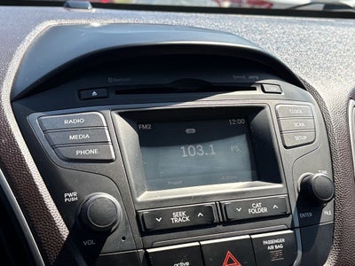 2015 Hyundai Tucson SE