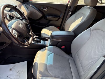 2015 Hyundai Tucson SE