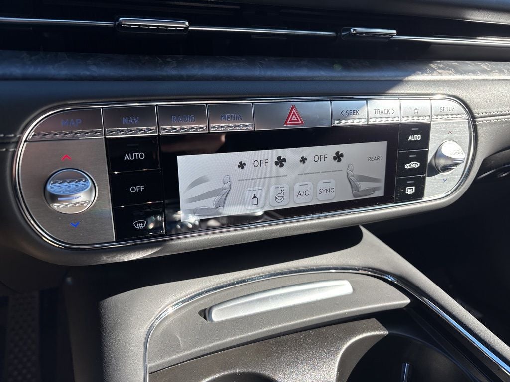 2026 Genesis G90 3.5T e-SC