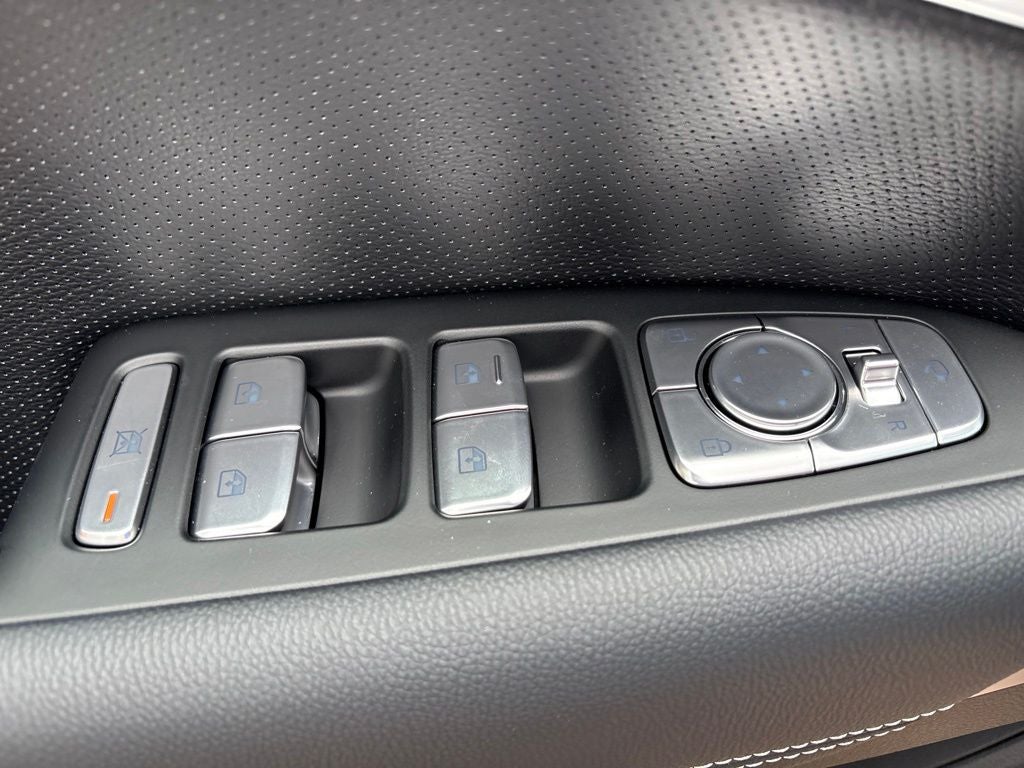 2026 GENESIS G70 Prestige - Photo 13