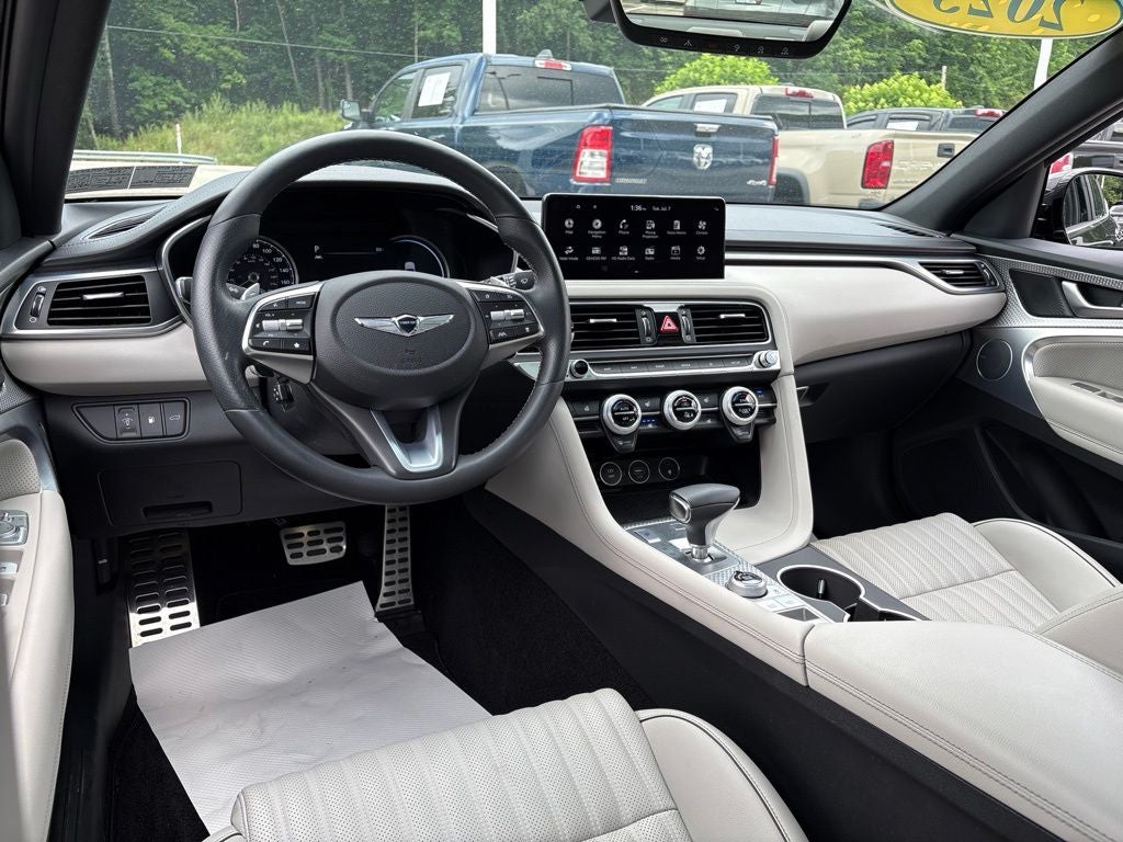 2023 Genesis G70 2.0T