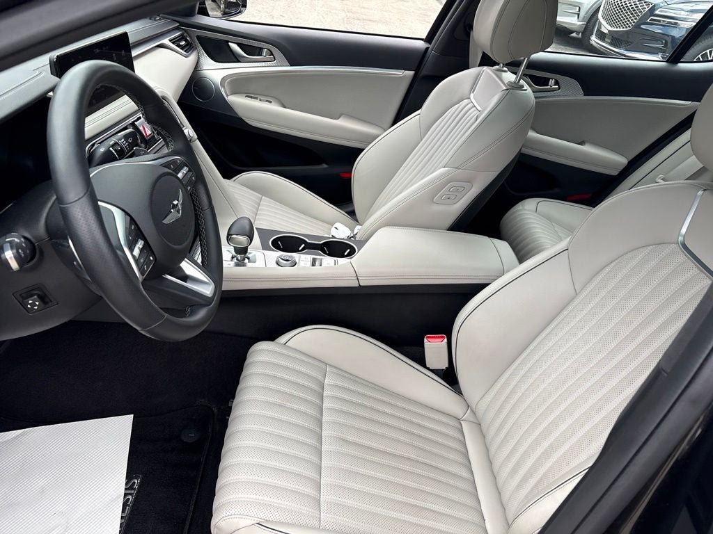 2023 Genesis G70 2.0T