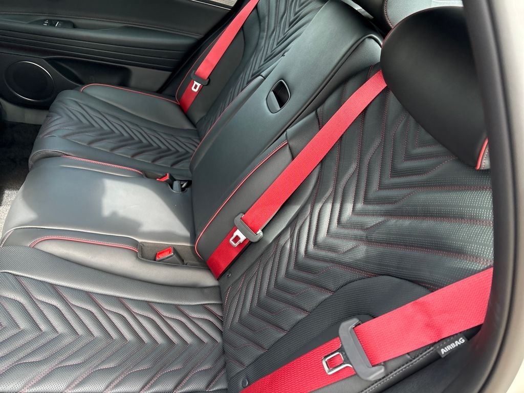 2026 Genesis G80 2.5T