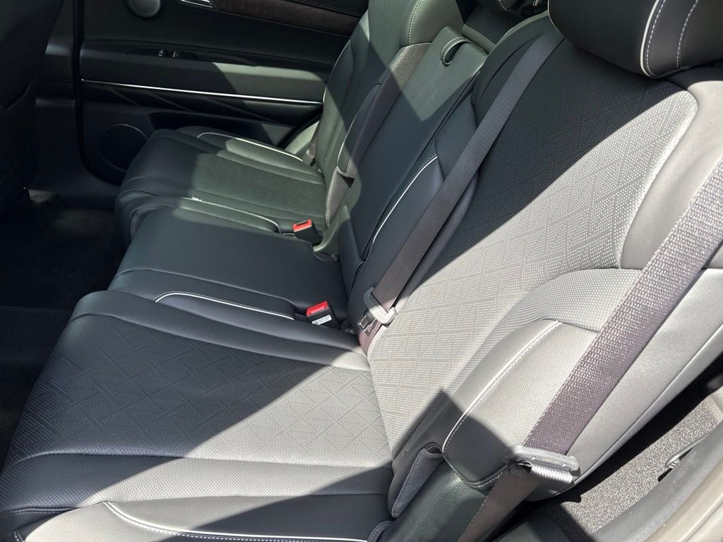 2027 Genesis GV80 2.5T Prestige