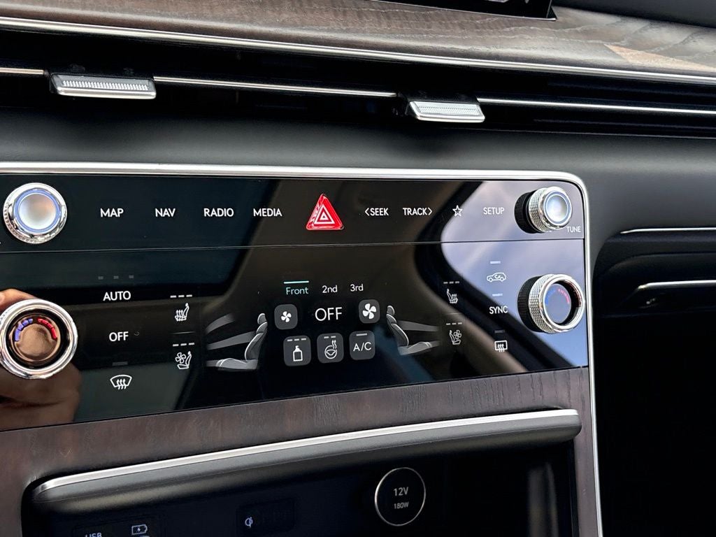 2027 Genesis GV80 2.5T Prestige