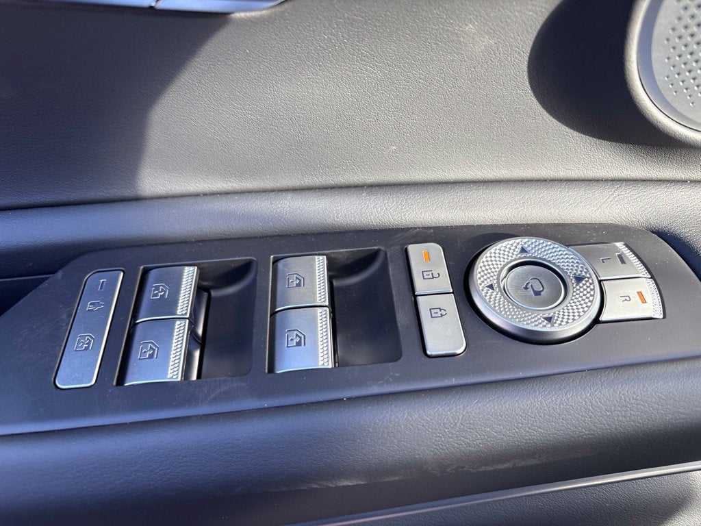 2027 Genesis GV80 2.5T Prestige