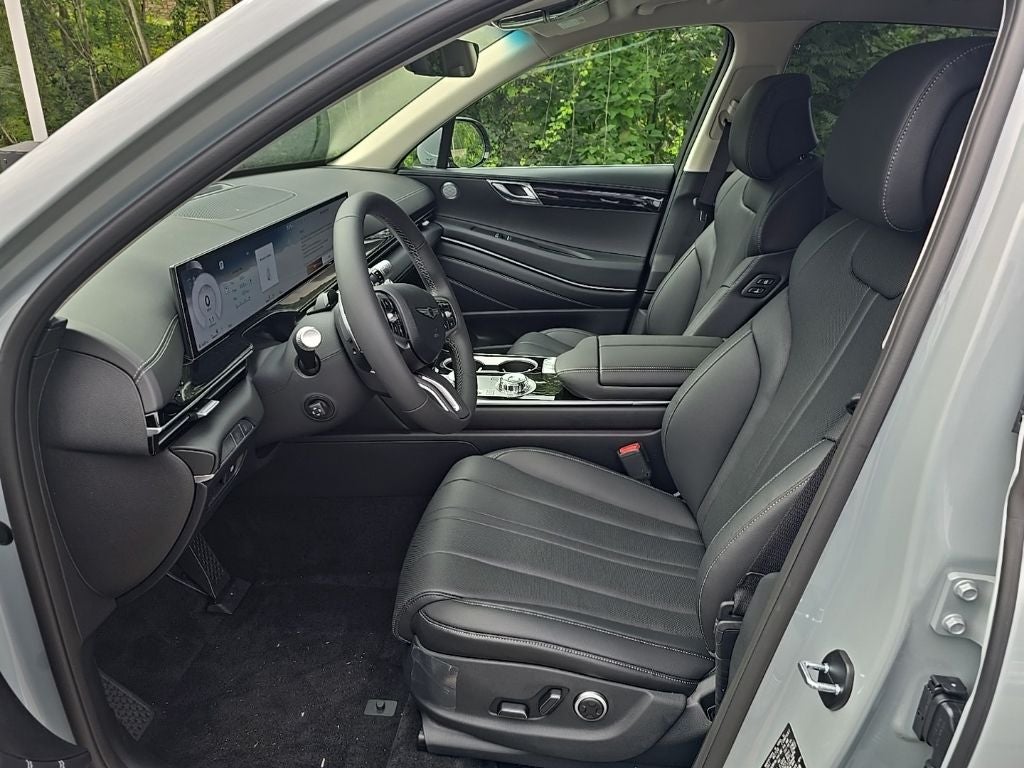 2027 Genesis GV80 2.5T