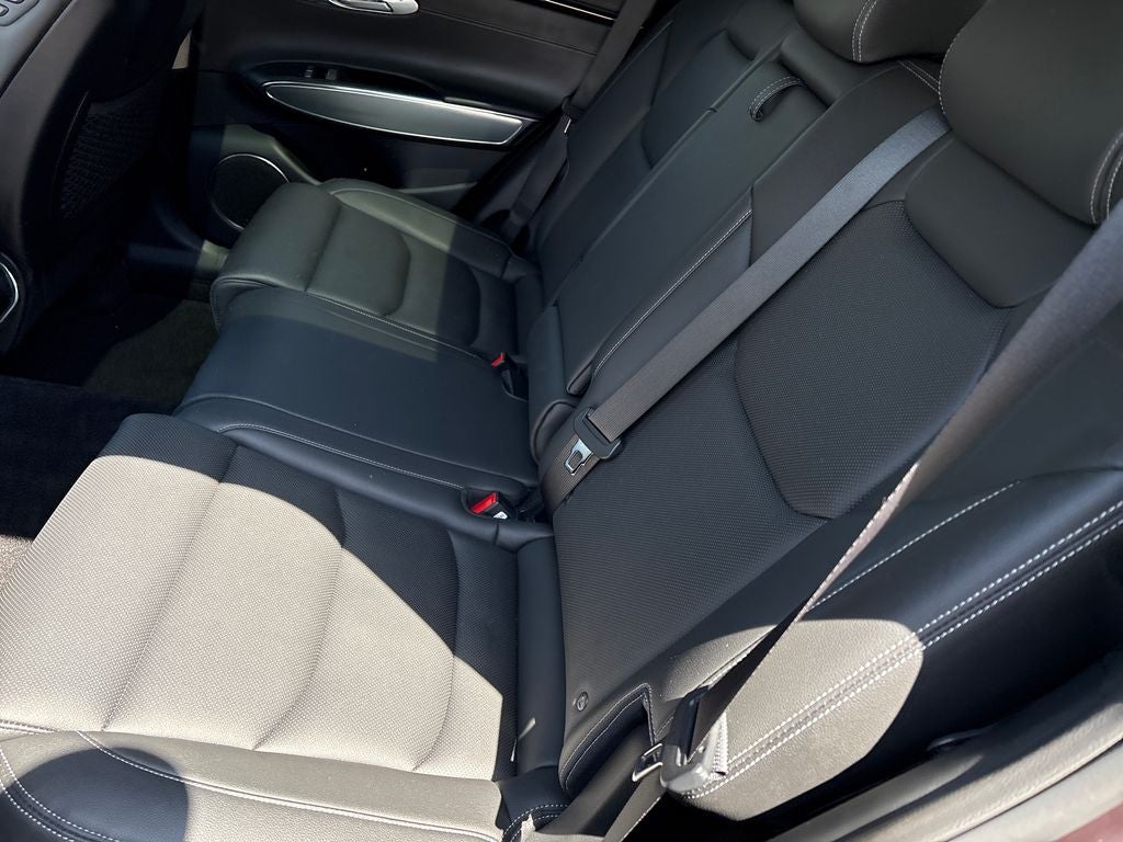 2023 Genesis GV70 2.5T Select