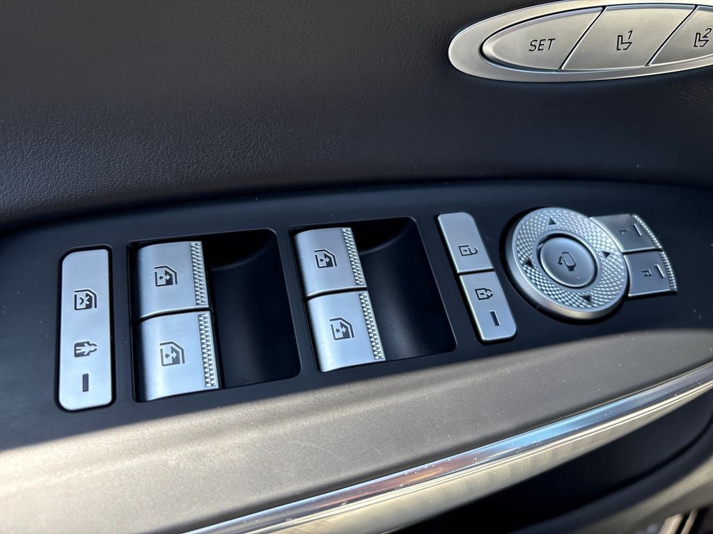 2023 Genesis GV70 2.5T Select