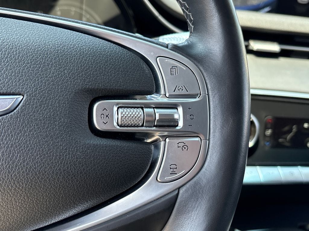 2023 Genesis GV70 2.5T Select